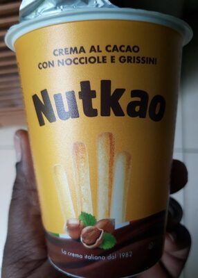 ŠTAPIĆ SA KREMOM OD 13% LEŠNIKA 52G