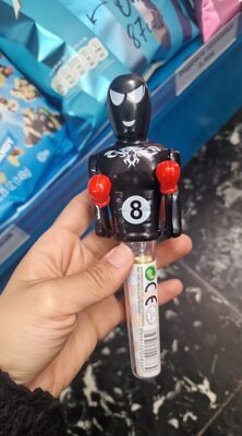 NIK BOKSERSKI HEROJ SA BOMBONICAMA 8G