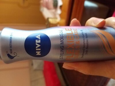 NIVEA PENA ZA KOSU 150ml FLEXIBILE