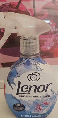 LENOR SPREJ ZA PEGLANJE 500ML SPRING