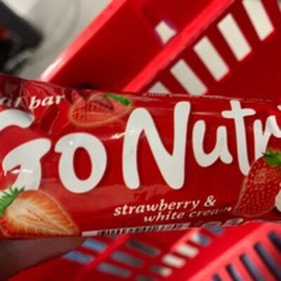 GO NUTRI BAR JAGODA I BELI KREM 25G