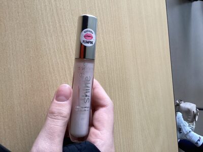 essence extreme sh. vol.sjaj za usne 101